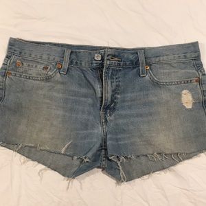 Levi’s cut offs